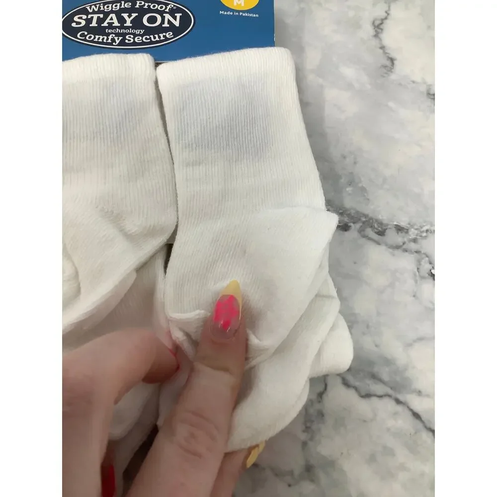 Gerber Baby's 0-6 Months White 6-Pairs Jersey Wiggle Proof Ankle Socks OS21-30